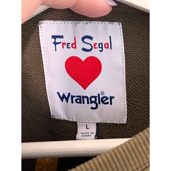 Wrangler x Fred Segal Love Dreams Good Jeans Crop Sweatshirt Olive Brown Women L - Picture 7 of 9